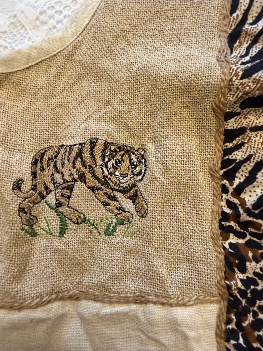 Vintage 90s Cottage Core Teacher tantrums Patchwork Safari Vest - Picture 10 of 10